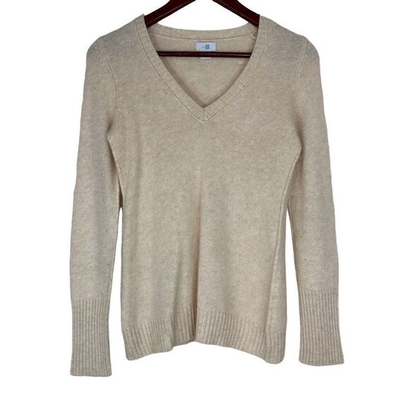 mE Wool & Angora Blend Vneck Sweater Womens Medium Minimalist Cozy Cream - Picture 1 of 10